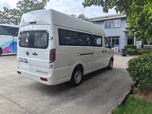 Sunlong Furgone Passeggeri Spazioso con Tetto Alto Affidabile, Autonomia WLTC 350km, Motore 50-100KW, Batteria 50-70kWh, Coppia 100-200Nm, Prodotto a Guangxi - Product Image 2