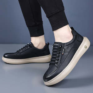Zapatos casuales blancos con punta redonda y suela de goma antideslizante para hombre, estilo cómodo para caminar. - Product Image 3