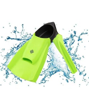 Aletas de natación de silicona Xinyixuan, antideslizantes, cómodas para buceo y deportes acuáticos. - Product Image 3