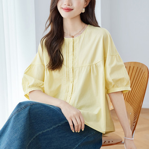 Chemisier plissé uni en coton à manches courtes pour <span class=keywords><strong>femme</strong></span> – Nouvelle collection été 2026 – Coupe ample amincissante - Product Image 1