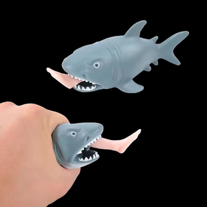 Jouet à presser en PU effet crocodile et requin, vente en gros OEM, pour filles et garçons, jouet promotionnel avec logo personnalisé - Product Image 4