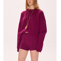 Pull décontracté multicolore de style minimaliste pour femmes ensemble en tricot haut et short ample confortable pour l'automne respirant