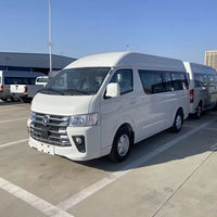 Mini-bus Foton CS2 avec 16 sièges en cuir, essence, conduite à gauche et caméra de recul pour les déplacements urbains