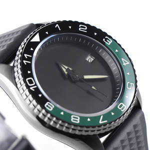 SKX007 นาฬิกาข้อมือผู้ชายรุ่นดัดแปลง ตัวเรือนสแตนเลสสตีลเคลือบ PVD สีดำ พร้อมกลไกอัตโนมัติ NH35  หน้าปัดเรียบไม่มีโลโก้  แสดงวันที่และวันในสัปดาห์  เรืองแสง - Product Image 2