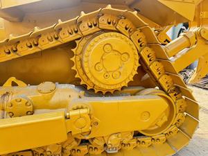 Bulldozer Caterpillar D8R Usado con Ripper en Buenas Condiciones para Minería y Movimiento de Tierras - Product Image 5