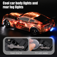 Voiture de course RC de simulation haute vitesse à l'échelle 1/16, 4 roues motrices, 2,4 GHz, avec pulvérisation de lumière, rechargeable par USB