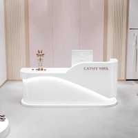 Comptoir de réception moderne de luxe en MDF, durable, écologique, facile à nettoyer, avec vitrine verrouillable, idéal pour bureaux, hôtels, supermarchés - Vente chaude