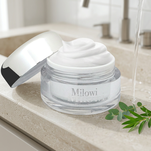 CREMA BLANQUEADORA MILOWI V2 MAGIC RADIANCE 50g Crema Antiarrugas de Aclarado Inmediato para una Piel Hidratada y Radiante - Product Image 1