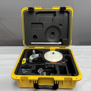 สถานีฐาน CHC IBase Professional Multi-Constellation GNSS (สำหรับ RTK) เครื่องรับส่งสัญญาณกำลังสูง 5W ระดับ IP67 1408 ช่องสัญญาณ ระยะ 5-8 กม. - Product Image 2