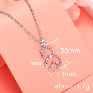 Collana con Gattino per Donne, Ciondolo a Cuore Traforato, Gioiello Minimalista alla Moda per Uso Quotidiano, Stile Dolce - Product Image 4