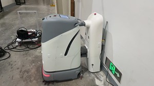 Robot de Limpieza Inteligente Industrial y Comercial para Centros Comerciales y Talleres, Robot de Barrido con Suministro y Drenaje Automático de Agua - Product Image 4