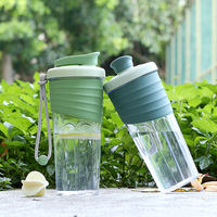 Cadeau d'affaires haut de gamme, shaker à protéines en plastique transparent sans BPA, portable, 700 ml, pour le sport en plein air, la salle de sport, anti-fuite, compatible lave-vaisselle