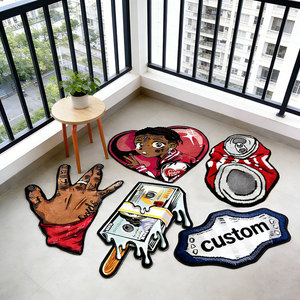 Alfombra Personalizada OEM y ODM con Impresión, Alfombra de Forma Irregular, Alfombra Chrome Hearts, Diseño Personalizado, Alfombras Suaves y Esponjosas, Divertidas - Product Image 1