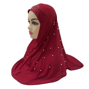 Vente en gros de foulard unique en lin cristal à la mode Hijab en jersey instantané pailleté multicolore - Product Image 1