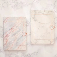 Carnet A5 à couverture rigide en cuir et marbre blanc, carnet de notes en pierre rose et noire avec boucle magnétique