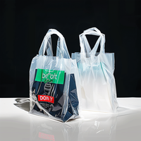 Sac de courses en plastique de qualité alimentaire résistant à l'humidité avec logo personnalisé et poignée souple pour la livraison de repas en restaurant