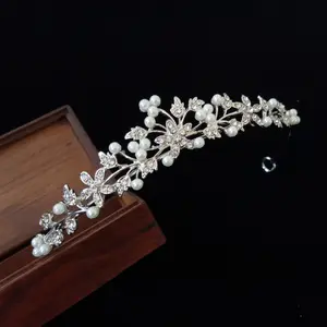 Diadema <span class=keywords><strong>de</strong></span> Perlas para Novia, Accesorios para el Cabello con Diamantes, Diadema <span class=keywords><strong>de</strong></span> Aleación con Pedrería para Novia, Tocado <span class=keywords><strong>de</strong></span> Novia, <span class=keywords><strong>Coronas</strong></span> <span class=keywords><strong>de</strong></span> Novia - Product Image 1