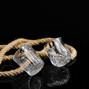 Verres à <span class=keywords><strong>whisky</strong></span> épaissi vintage en vrac, verrerie de bar et de restaurant multifonctionnelle, tasses de spiritueux de vodka créatives. - Product Image 5