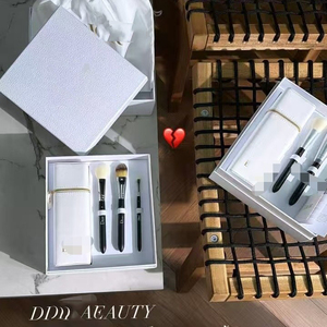 Ensemble de 3 pinceaux de maquillage professionnels en poils synthétiques, pinceaux pour fond de teint, poudre, anticernes, avec étui de voyage, cadeau de festival pour femmes - Product Image 5