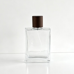 <span class=keywords><strong>Precio</strong></span> de Fábrica, Botella de Perfume de Vidrio Cuadrada Plana de Lujo de 100 ml, Degradado Negro Escarchado, Tapa Magnética de Madera, Pulverizador con Bomba Vacía - Product Image 6