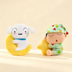 Nuovo Peluche Crayon Shin Chan e Cagnolino Bianco con Design Stella e Luna, Imbottito in Cotone PP, Bambola Antistress - Product Image 5