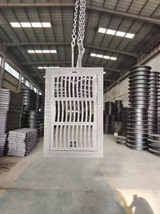 Đúc bán MaxIn CE chứng nhận tiêu chuẩn vuông cống nước manhole Bìa cống Grate Khung dễ uốn sắt đen bitum bề mặt - Product Image 4