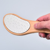 Lime à pieds en bambou de haute qualité, double face, en acier inoxydable, portable, pour éliminer les peaux mortes et les callosités, outil de pédicure