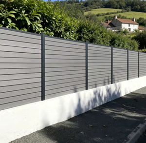 Modelado 3D para Uso en Exteriores, Resistente a los Rayos UV, Valla de Plástico Compuesto de 4.5 Pies de Altura, Valla para Caballos WPC, Paneles de Jardín Ecológicos - Product Image 1