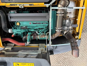 Excavatrice sur pneus Volvo EW180 d'occasion de haute qualité avec moteur central et composants de pompe en bon état - Product Image 5