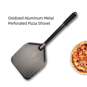 Herramientas <span class=keywords><strong>para</strong></span> <span class=keywords><strong>hornear</strong></span> Pizza, <span class=keywords><strong>pala</strong></span> cuadrada de Metal de aluminio oxidado <span class=keywords><strong>para</strong></span> Pizza, <span class=keywords><strong>pala</strong></span> de transferencia de <span class=keywords><strong>pan</strong></span> perforada <span class=keywords><strong>para</strong></span> Pizza de 12 pulgadas - Product Image 2