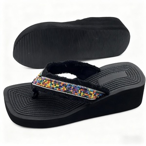 Sandales compensées noires à bout carré pour femme, avec lanières perlées et strass, semelle épaisse, écologiques, style bohème chic, printemps-été, pour l'extérieur - Product Image 1