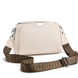 Newest Arrival Good Quality New Design Women's Saddle Shape PU Handbag With Zipper Closure Cross-Body & <b>Shoulder</b> <b>Strap</b> - Product Image 6
