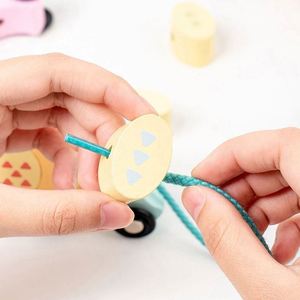Cadeaux d'anniversaire pour enfants, jouets Montessori pour développer la motricité fine, train à enfiler en bois, perles à lacer pour bébé - Product Image 2