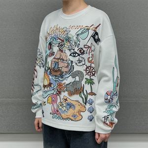 Camiseta de Lujo con Cuello Redondo y Estampado, Estilo Boxy, Personalizada, Streetwear, Hombros Caídos, Oversize, Manga Larga, para Hombre - Product Image 1