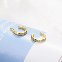 Boucles d'oreilles hypoallergéniques en forme de C non perçantes Clip sur boucles d'oreilles correcteur d'oreille bijoux cadeau pour femmes adolescentes