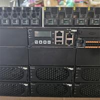 Boîtier de redressement d'alimentation télécom enfichable ETP48600-C5A3 H W 600A/36KW Sortie 48VDC Entrée 200-240/346-415VAC 5U Intégré pour télécommunications