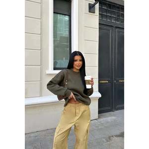 Sweat-shirt à capuche en soie oversize pour femme, couleur kaki, taille XS, imprimé brodé au dos - Product Image 3