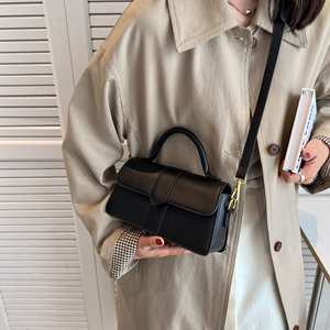 Sac à main <span class=keywords><strong>pour</strong></span> femme de haute qualité, nouveau modèle, simple, sac bandoulière, sac messager, petit sac carré, sac Boston, sac décontracté <span class=keywords><strong>pour</strong></span> tous les jours, sac <span class=keywords><strong>pour</strong></span> téléphone <span class=keywords><strong>portable</strong></span> - Product Image 5