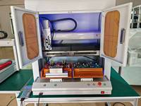 Machine de revêtement UV automatique à 3 axes pour bureau, haute précision, pulvérisation sélective, équipement de revêtement de circuits imprimés pour la production SMT