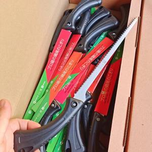 Scie à queue de phénix fabriquée au Japon, lame fixe en acier, manche noir, pour arbres fruitiers, semis, travail du bois, utilisation en jardin - Product Image 4