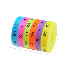 Cubo de Números Giratorio de Plástico, Juego de Juguetes Matemáticos para Niños de 3 a 6 Años, Aprendizaje de Suma, Resta, Multiplicación y División - Product Image 5