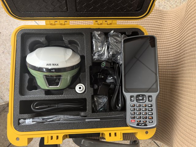 International Version FOIF A66MAX Gnss Receiver for Surveying and Construction