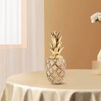 Figurines de fruits en résine dorée SWAITE, sculptures de pomme, poire, ananas, décorations de table modernes pour le salon, décoration de la maison, cadeaux