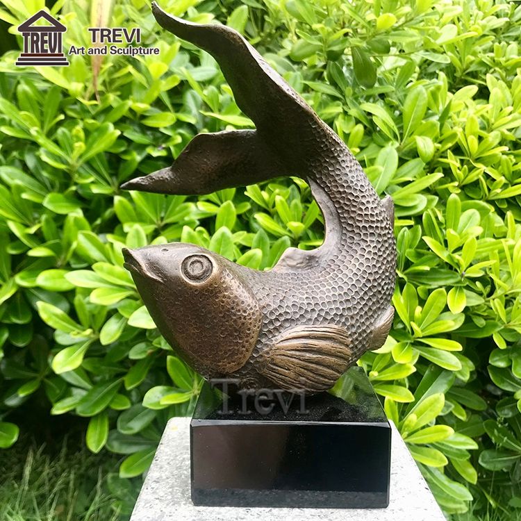 Life Size Customized Brass Fish Sculpture - Durable Bronze Koi
