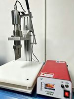 Ultraschall-Lebensmittelschneidemaschine Manueller Schneider für Kuchen, Brot, Gemüse und Mousse-Kuchen