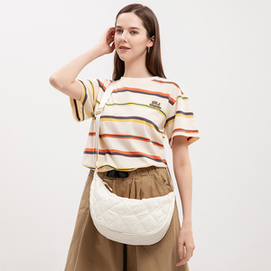 Sac bandoulière femme style japonais, forme dumpling, motif losanges, blanc, portable, pour tous les jours, printemps 2025 - Product Image 3
