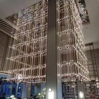 Lustre LED cubique sur mesure de luxe moderne pour projets de hall d'hôtel, éclairage créatif personnalisé