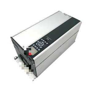Kontroler Pemrograman Inverter Plc FC-302P30KT5E20H1BGCXXXSXXAXBKCXXXXDX 131G6768 30kW - Product Image 1