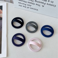Support magnétique adhésif pour téléphone en silicone liquide avec anneau de maintien et aimant puissant pour une prise en main optimale du téléphone portable