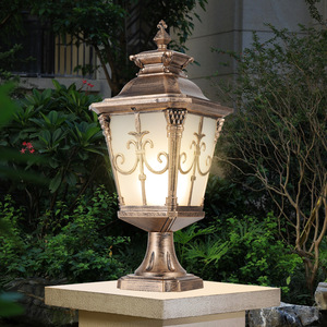 Lampe de jardin extérieure étanche IP65 tout cuivre avec source de lumière LED corps en aluminium Base E27 pour clôture de pilier de porte de villa - Product Image 2